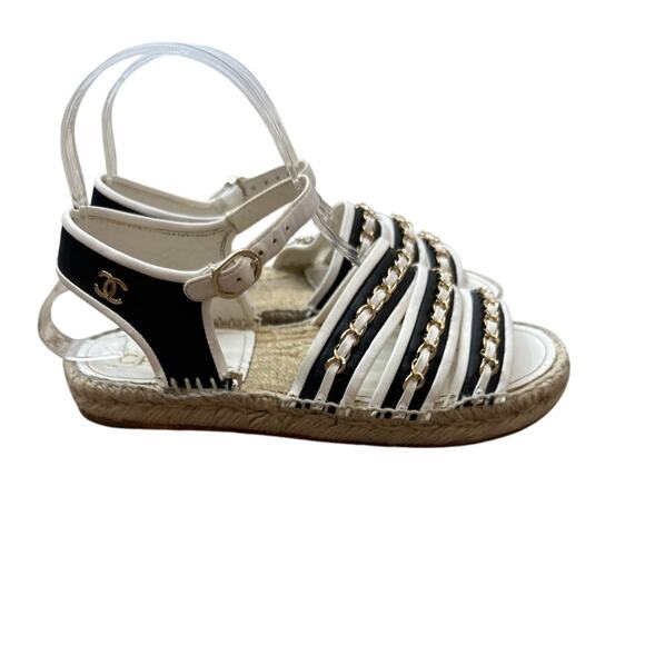 Chanel Bicolor CC Chain Slides Espadrille Sandal *flaw* size 6 - Picture 3 of 9